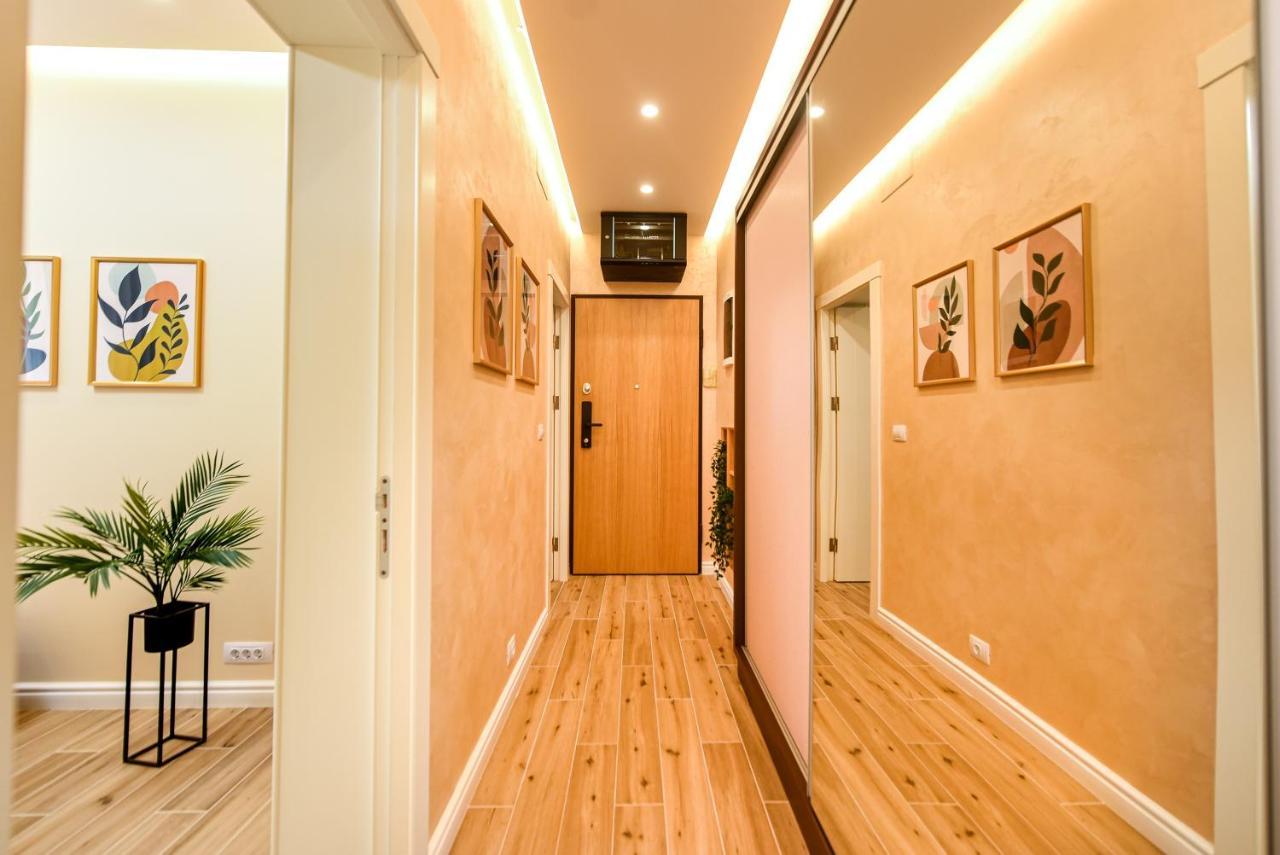 Green Leafy Brasov - Ideal 2 Bedroom Apartment Eksteriør bilde