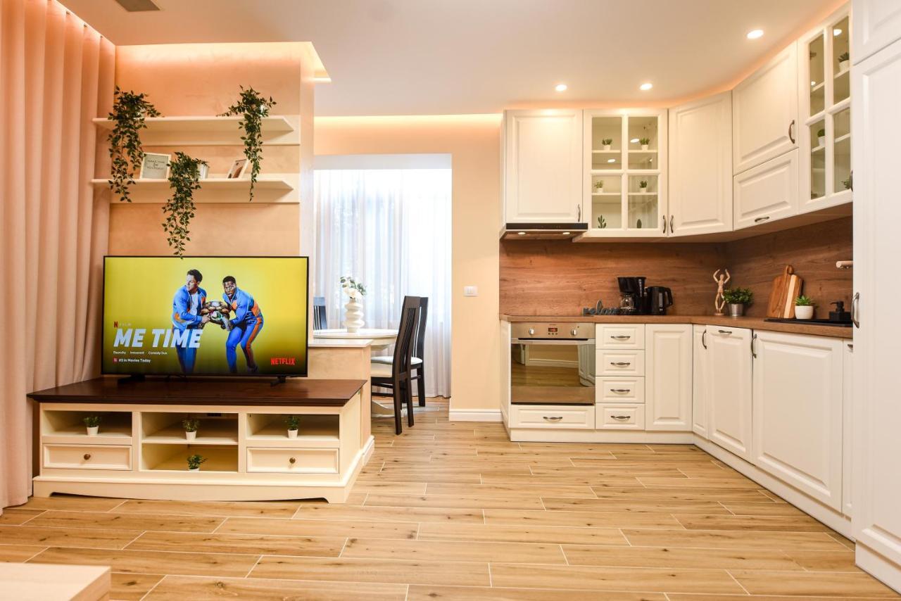 Green Leafy Brasov - Ideal 2 Bedroom Apartment Eksteriør bilde